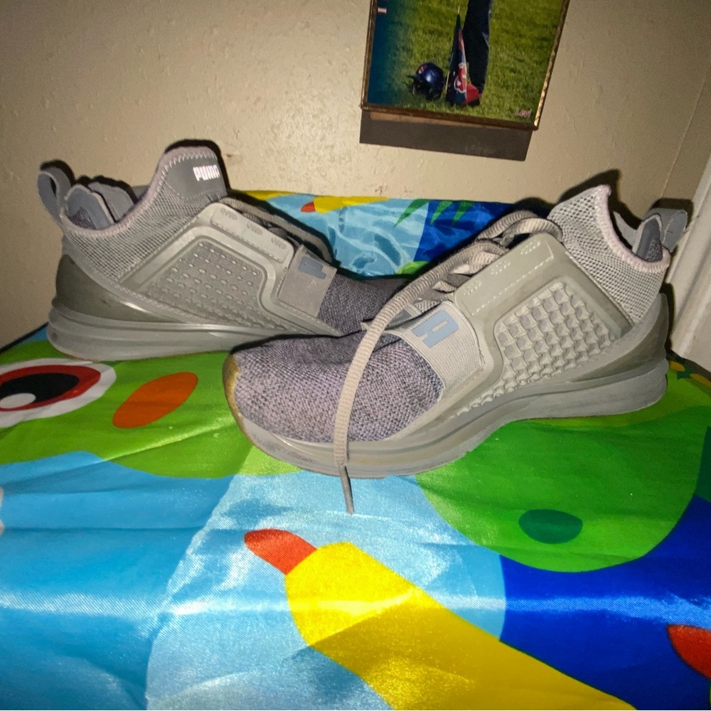 Men’s shoes